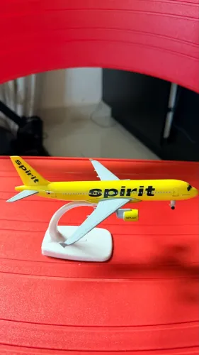 Miniatura de avião 15cm SPIRIT