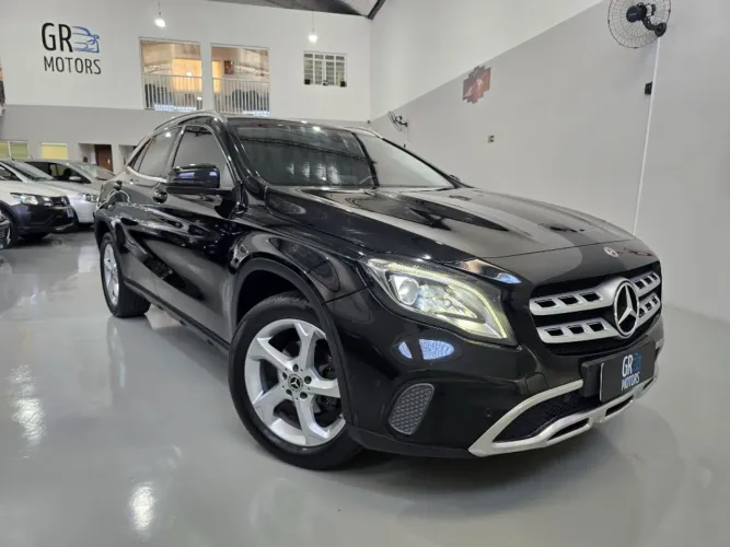 Mercedes-Benz GLA 200 Adv. 1.6/1.6 TB 16V Flex Aut. 2018