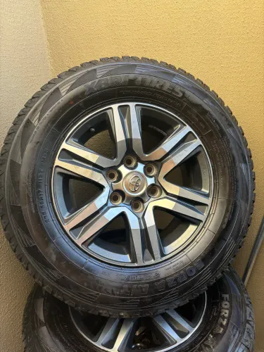 Jogo roda sw4 aro 17 com pneu 