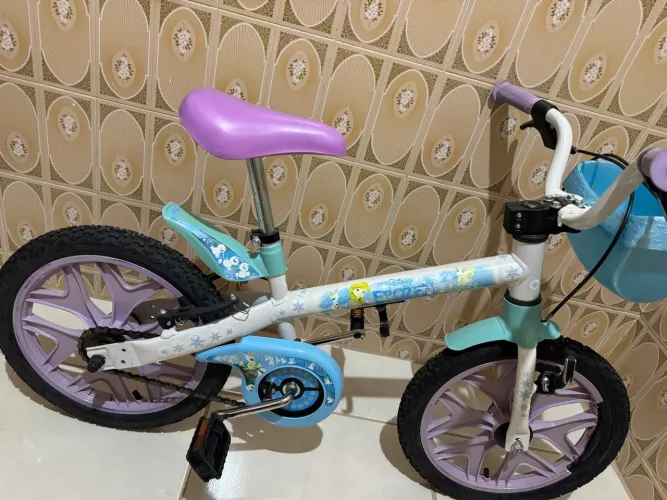 Bicicleta Infantil Frozen - Perfeita para as Aventuras!
