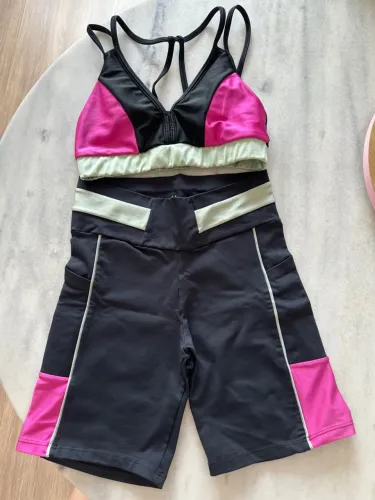 Conjunto Fitness Top e Shorts
