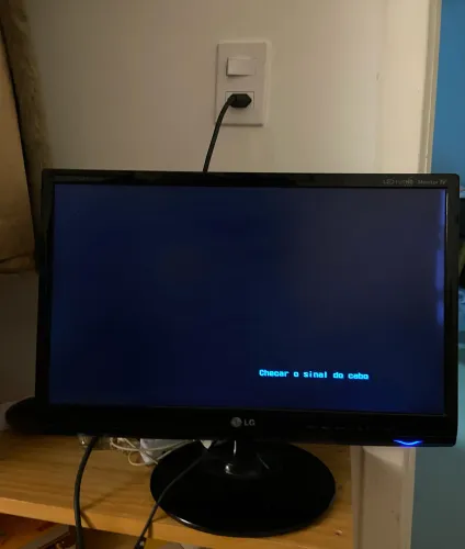 Monitor LG M2280A-PM