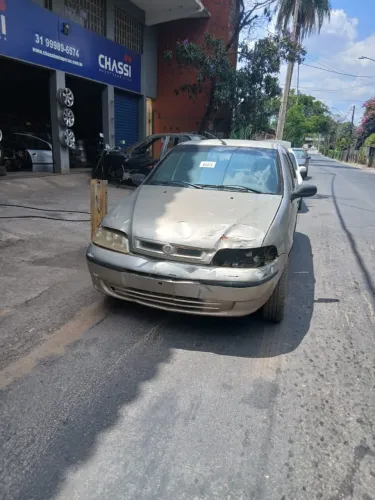 Fiat Siena ELX Fire 2001 SUCATA PARA PEÇAS