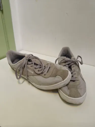Tênis Reebok Cinza