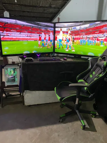 PC GAMER /TAMBEM TROCO POR IPHONE 