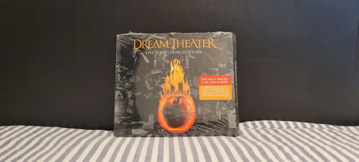 Dream Theater - Live Scenes from New York - Lacrado