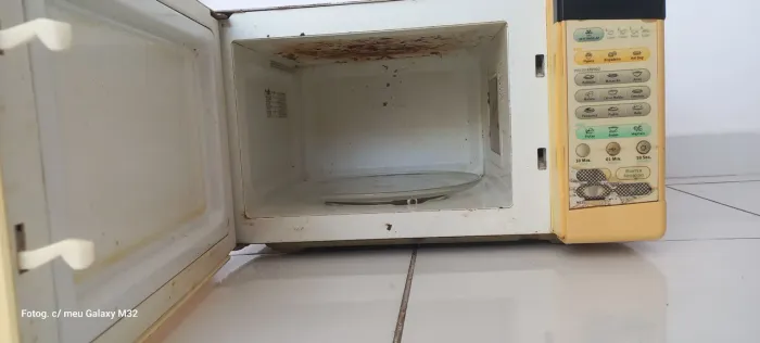 Micro-ondas Panasonic Usado
