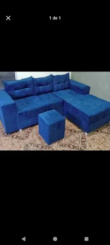 Sofá com Chaise e Puff