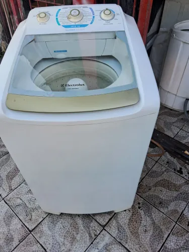 Vende-se maquina lavar Electrolux 