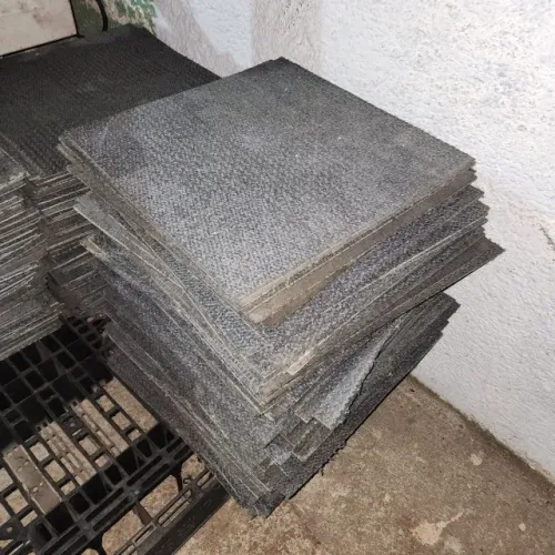 Lote Carpetes 50x50 Usado
