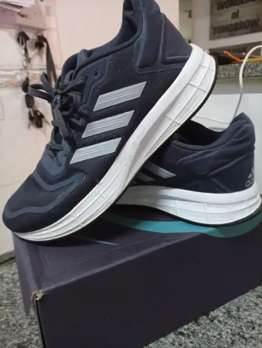 Adidas original ótimo estado