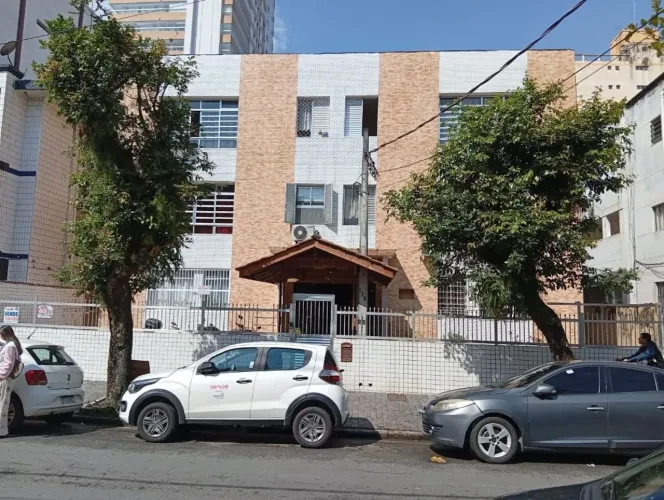 Kit, cozinha 01 banheiro com vaga coletiva insuficiente.