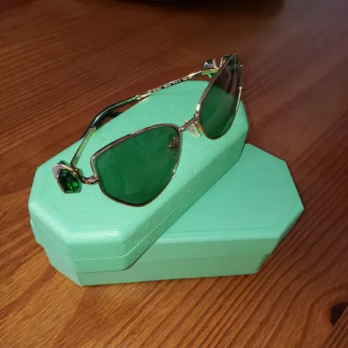 Óculos de sol feminino marca SWAROVSKI