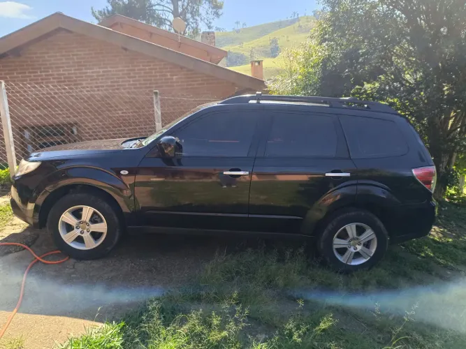 Subaru Forester 2.0/2.0 S 4X4 Aut. 2010