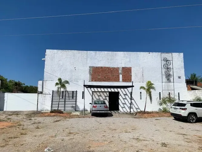 PRÉDIO COMERCIAL para alugar na cidade de CASCAVEL-CE