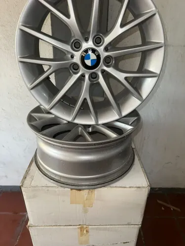Vendo aro 17 BMW original 