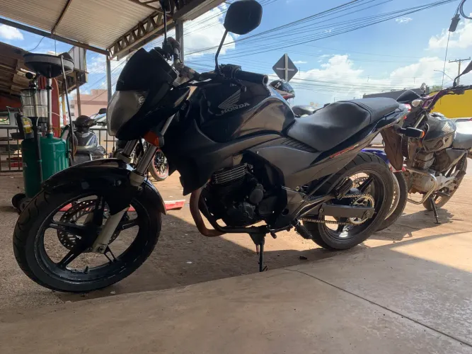 Honda CB 300