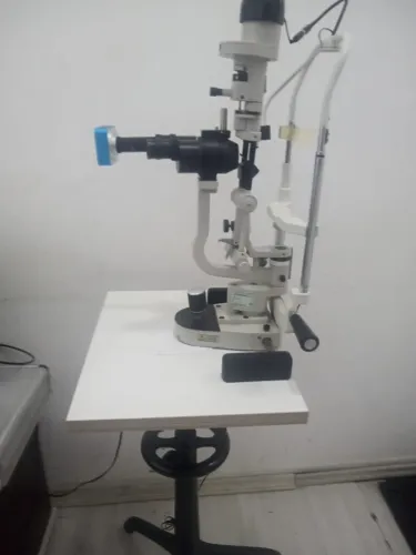 Lâmpada de fenda 2 aumentos com camera de video