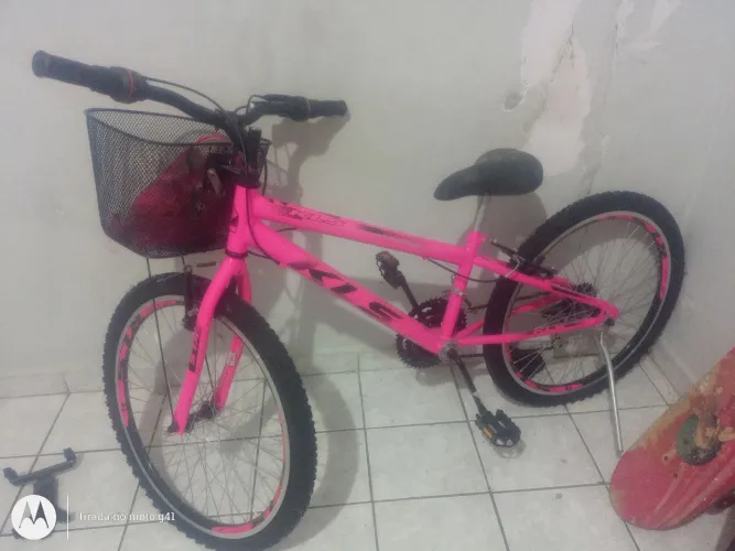 Bicicleta novinha nunca usada
