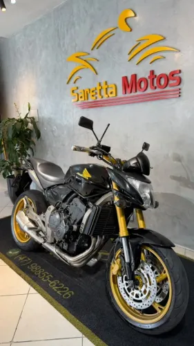 Honda CB 600F Hornet 2009 - Preta