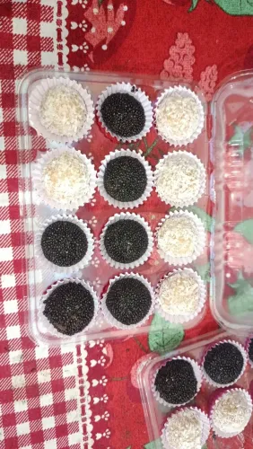 Vende se brigadeiro 