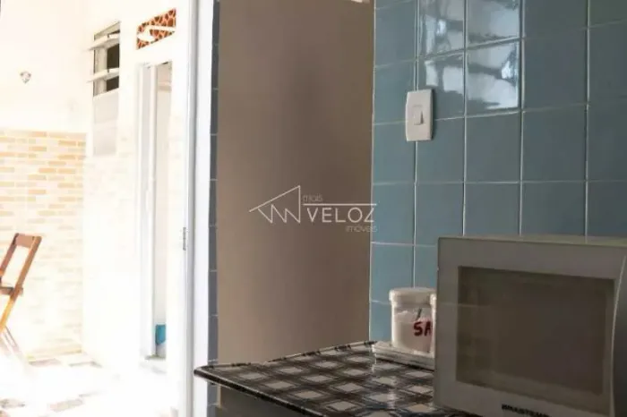 Apartamento : Padrão / Residencial / Glória