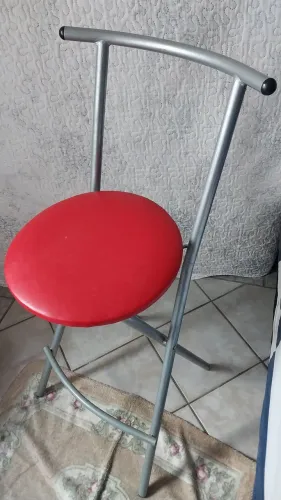 CADEIRA/BANCO/BANQUETA ALTA DOBRÁVEL