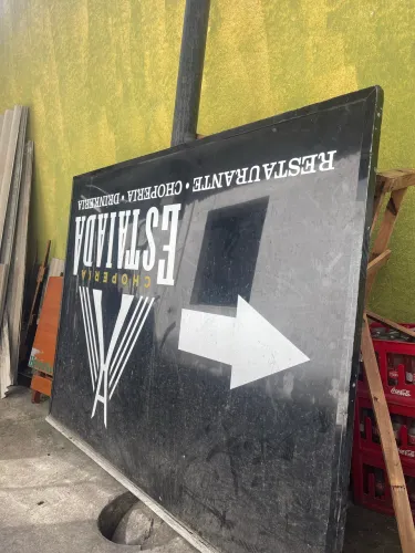 Placa totem ACM