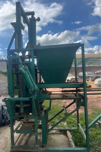 MAQUINA DE BLOCO