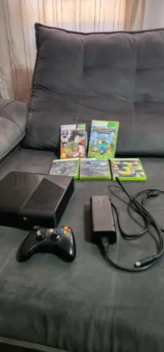 Xbox 360 Super Slim