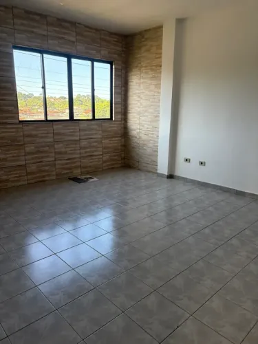 Kitnet/conjugado  em Boa Vista - Curitiba - PR
