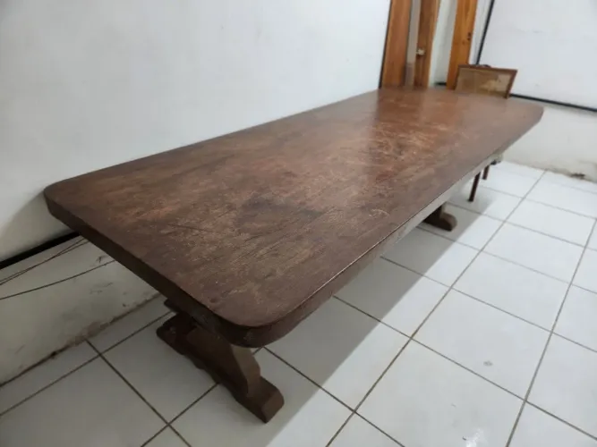 Mesa madeira angelim tampo inteiro maciço 