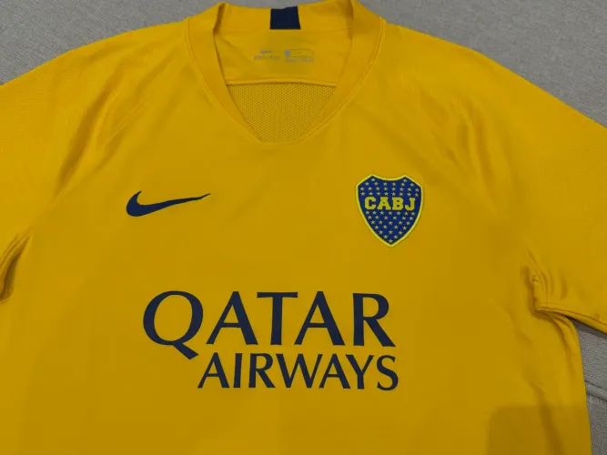 Camiseta Boca Juniors Treino versão Jogador  Tamanho G justa (2019)