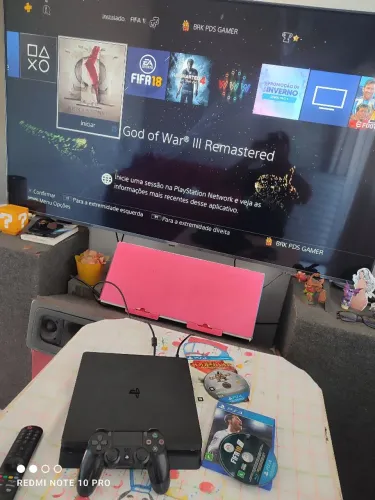 PS4 slim 