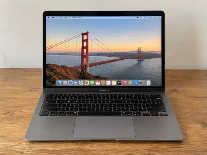 MacBook Air M1 8GB 256GB - 94% Bateria - Excelente Estado