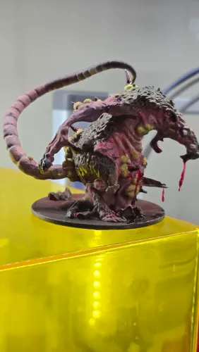 Abominarat  zombicide  pintado