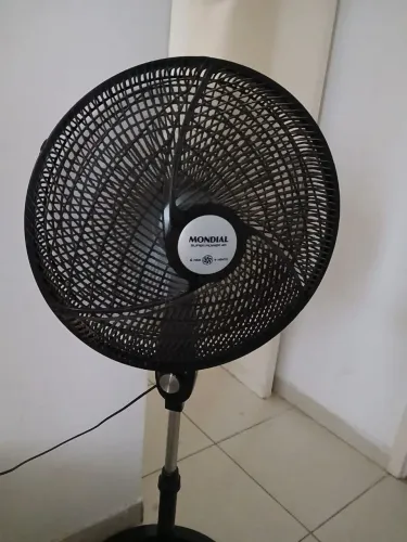 Ventilador vertical
