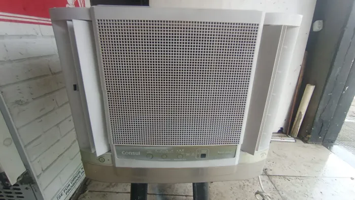 Ar-condicionado Consul 7500btus 220v