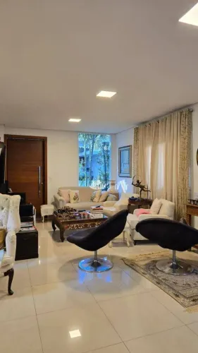 Casa com 3 Suites para alugar, 220 m² por R$ 10.200/mês - Condomínio Royal Maison - Londri