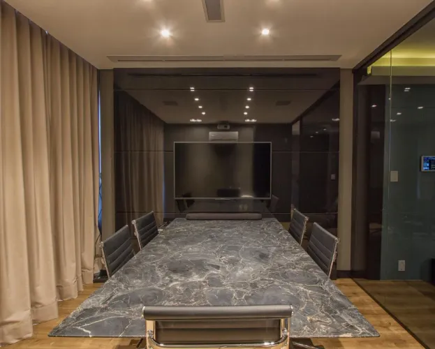 Cadeira Giratória para sala de reunião ou diretoria