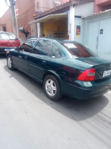 Chevrolet Vectra CD 2.2 16V / 2.0 16V Mec./aut. 2001