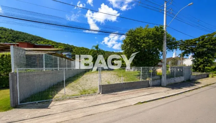 Oportunidade! Terreno em Rio Tavares - Florianópolis