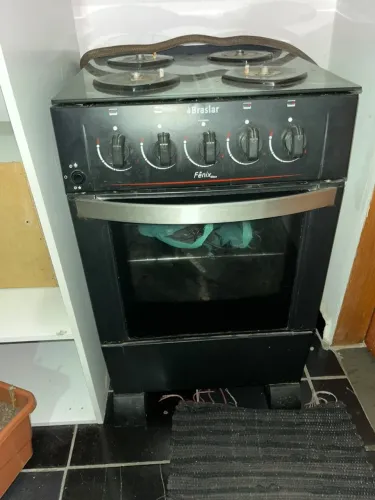Fogão 4 Bocas em Ótimo Estado - Funcionando Perfeitamente