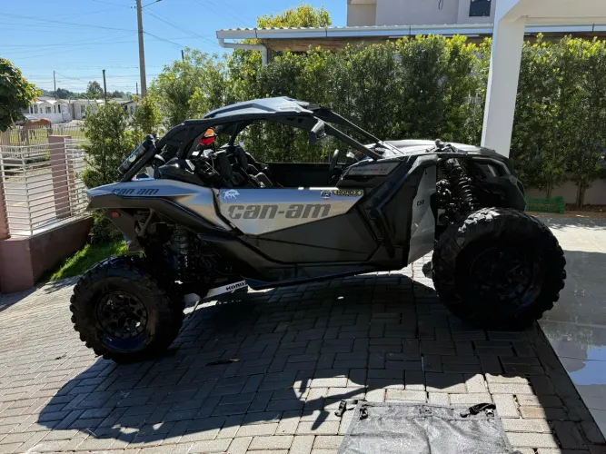 Vendo UTV canam Maverik XRS