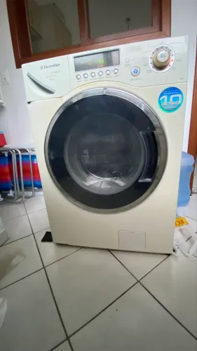Lava e seca Electrolux 9kg