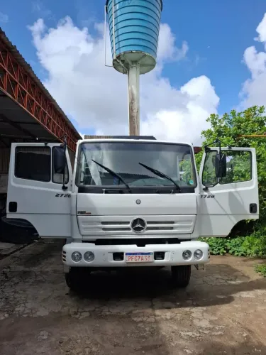 CAMINHÃO MERCEDES-BENZ PIPA 2726 6X4 ACEITA TROCA