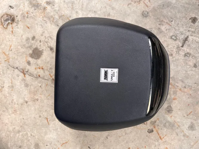 Bau Removível Para Moto Scooter Biz Crypton 28 Litros Fume