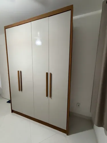 Armário/ Guarda-Roupa 100% MDF