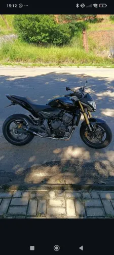*Hornet ABS com 19.000 rodados originais*