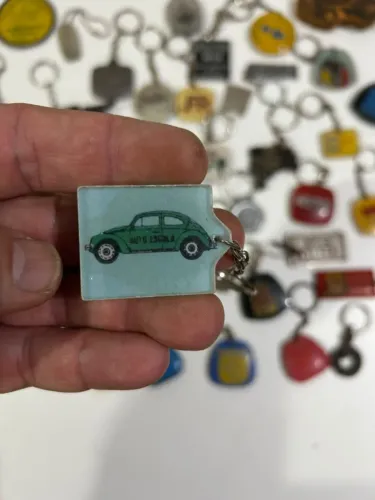 Coleção de chaveiros antigos lote 06 Volkswagen Fusca 608